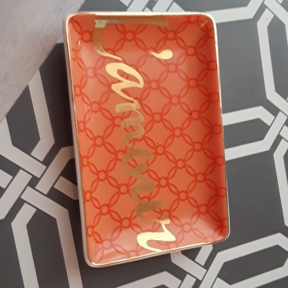 Jewelry plate